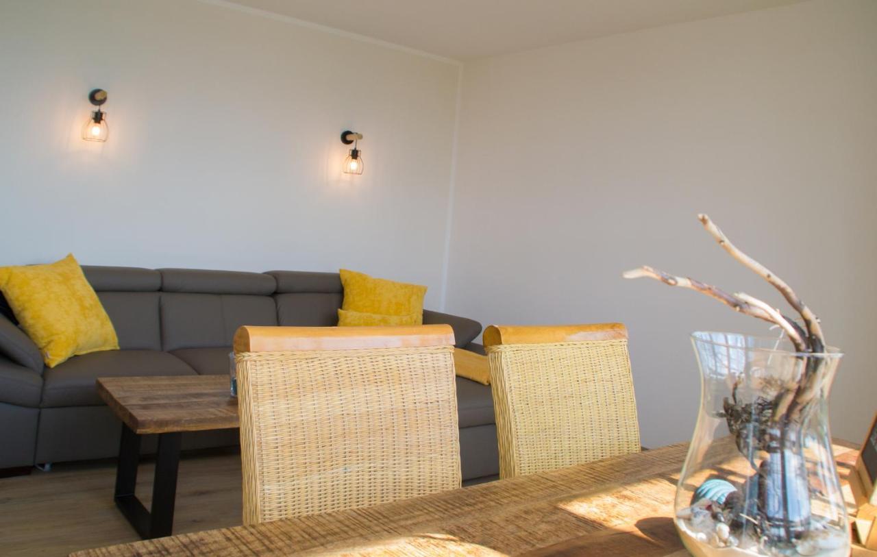 Ferienappartement Mit Seeblick In Der Villa Columba Зеллин Экстерьер фото