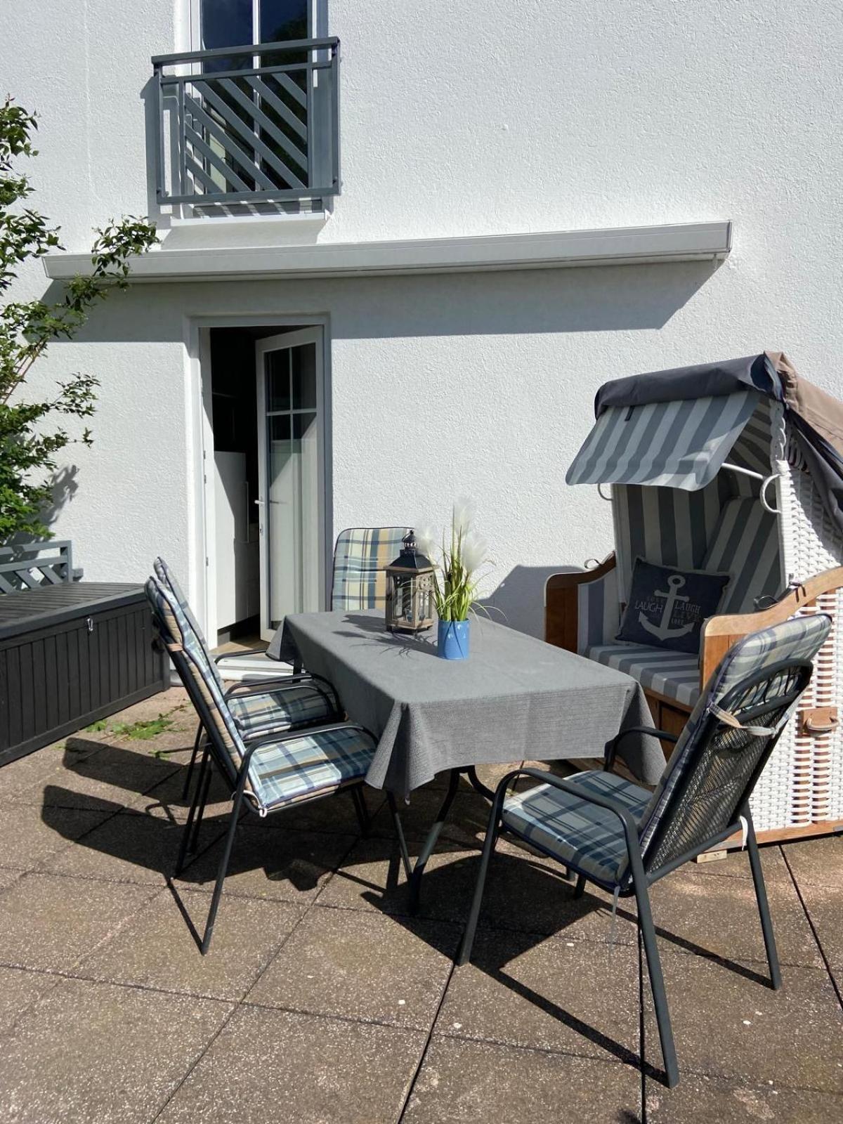 Ferienappartement Mit Seeblick In Der Villa Columba Зеллин Экстерьер фото