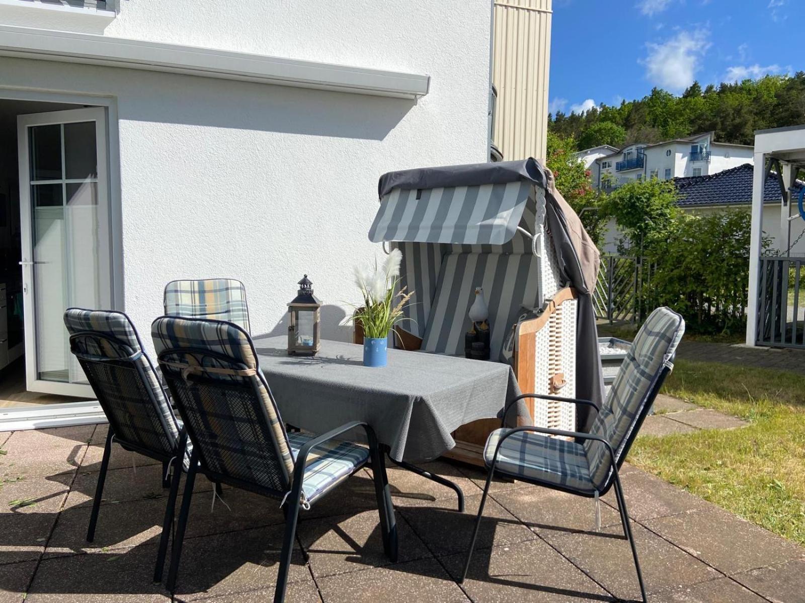 Ferienappartement Mit Seeblick In Der Villa Columba Зеллин Экстерьер фото